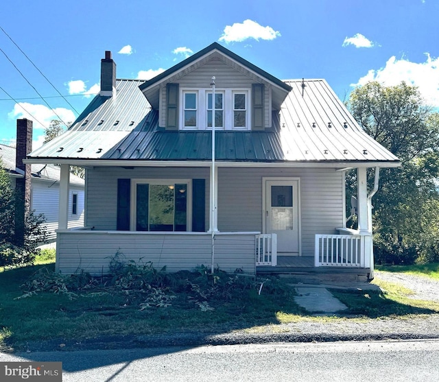 view of front of house featuring a porch