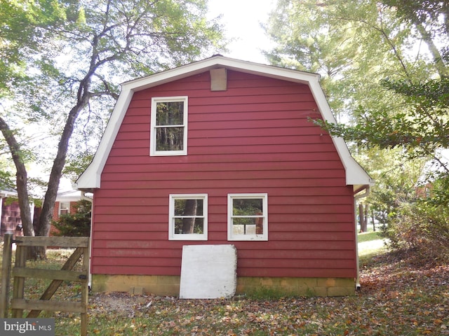 view of home's exterior