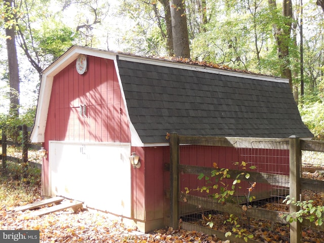 view of outbuilding