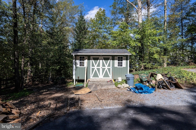 view of outbuilding