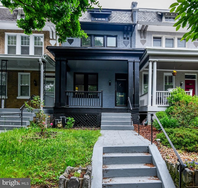 view of front of house with a porch