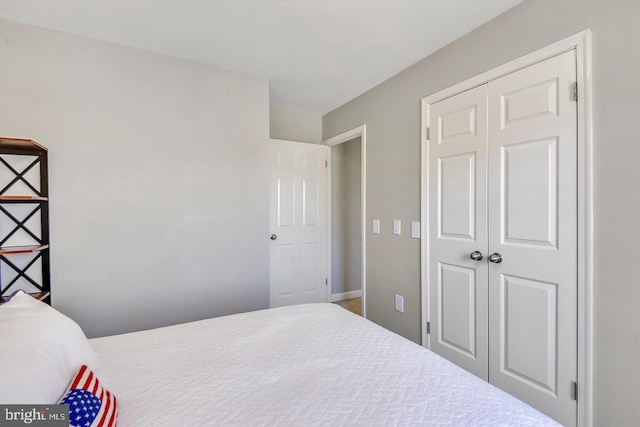 bedroom featuring a closet