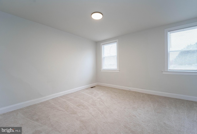 view of carpeted spare room