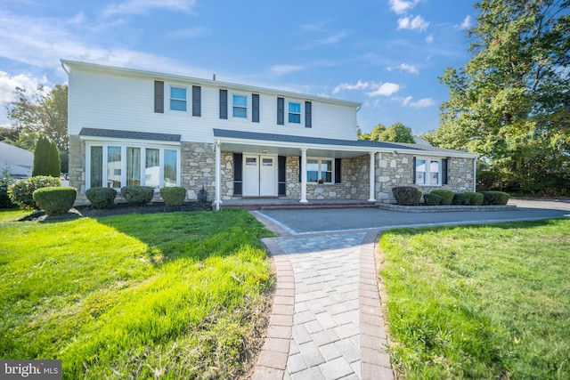 view of front of house with a front yard