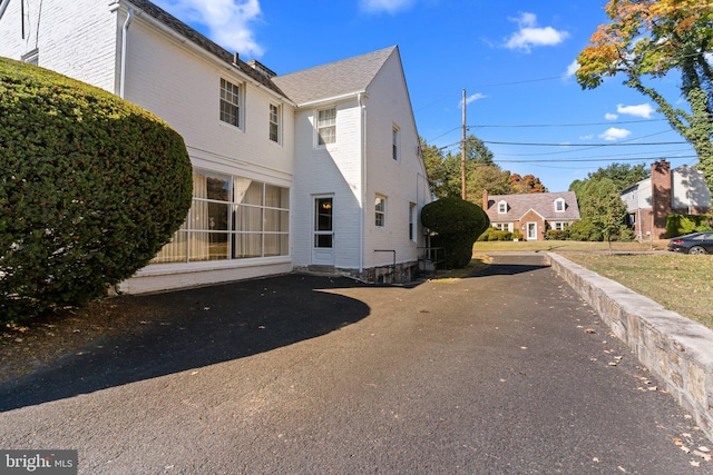 view of home's exterior