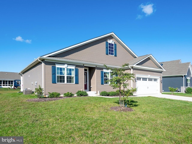 view of front facade featuring a garage and a front lawn