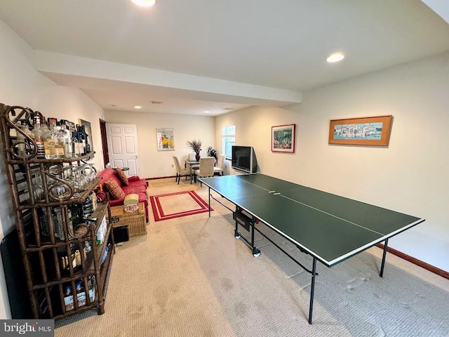 game room featuring carpet