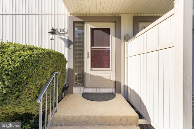 view of property entrance