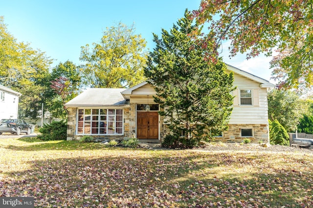 view of front of house