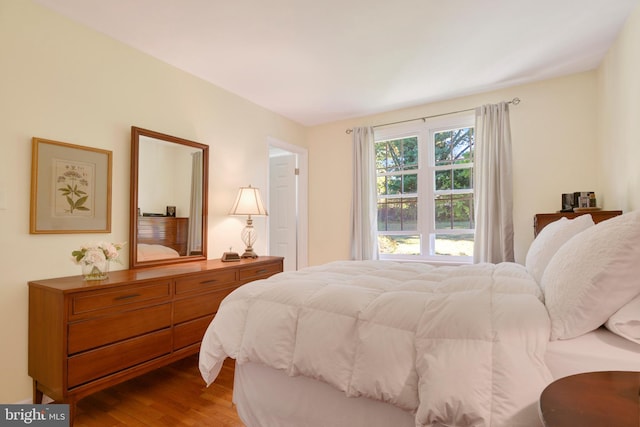 2123 Round Hill Rd, Fallston, MD 21047 - bedroom featuring wood finished floors