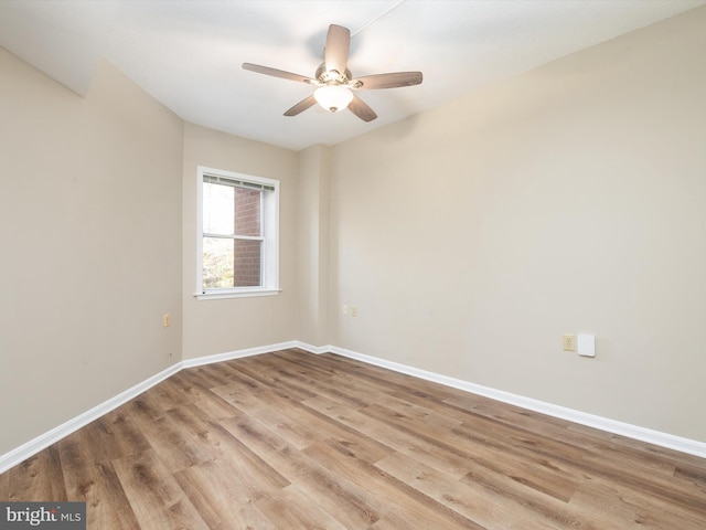 unfurnished room with light hardwood / wood-style floors and ceiling fan