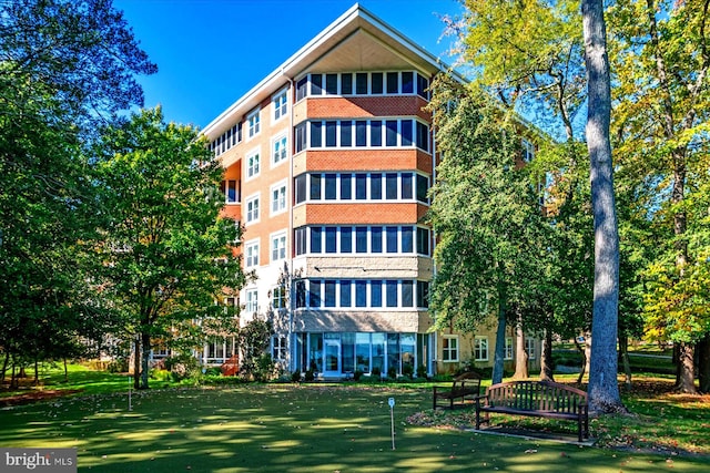 view of building exterior