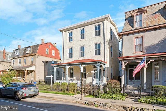 view of front of home featuring a porch