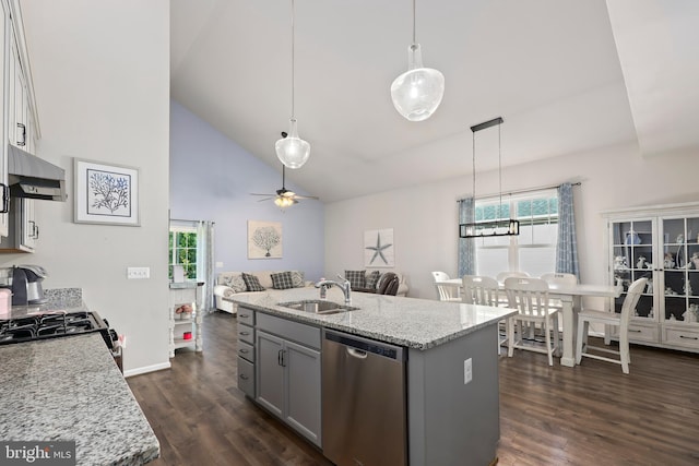 kitchen with gray cabinetry, sink, dark hardwood / wood-style flooring, stainless steel appliances, and decorative light fixtures