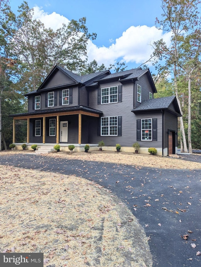 view of front facade featuring covered porch