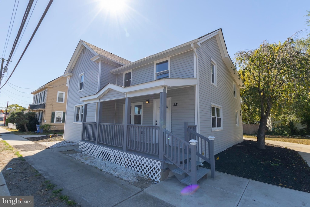 view of front of house featuring covered porch