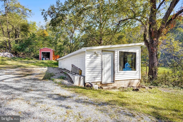 view of outbuilding