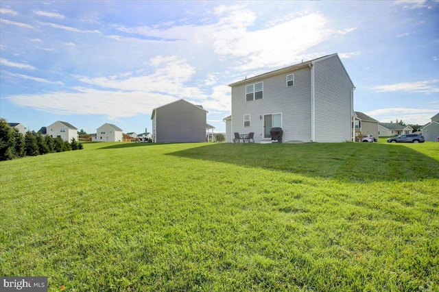 exterior space featuring a lawn