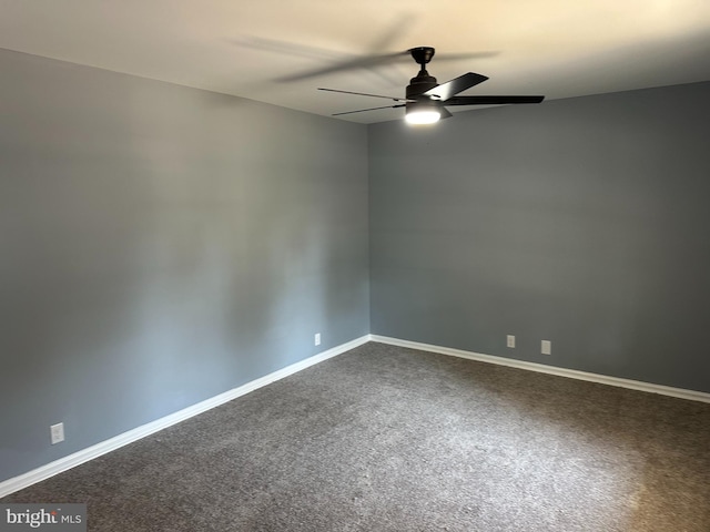 unfurnished room with carpet floors and ceiling fan