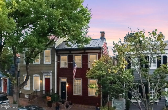 view of front of house