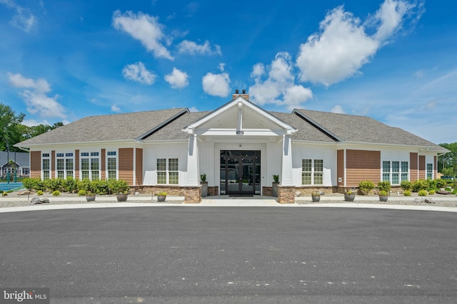 view of front of house