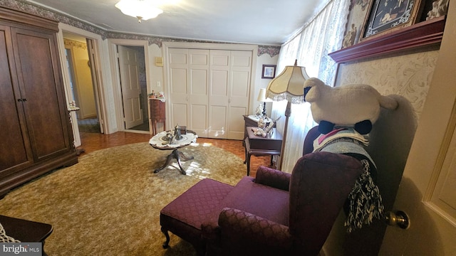 living room featuring ornamental molding