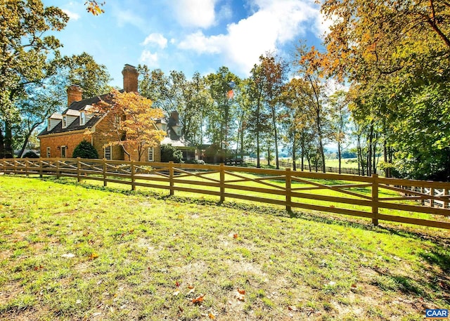 view of yard featuring a rural view