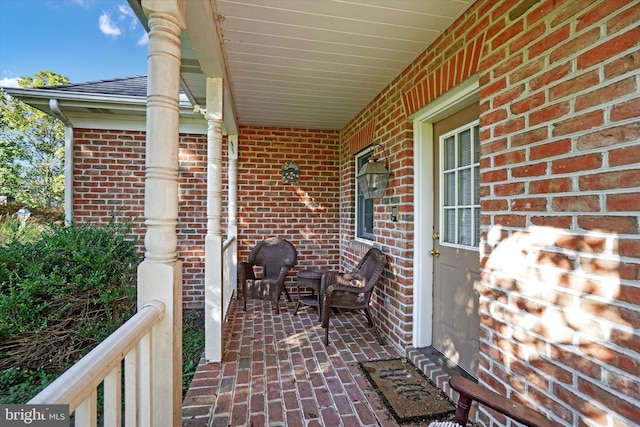 view of patio / terrace with covered porch