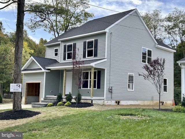 view of front of property with a front yard