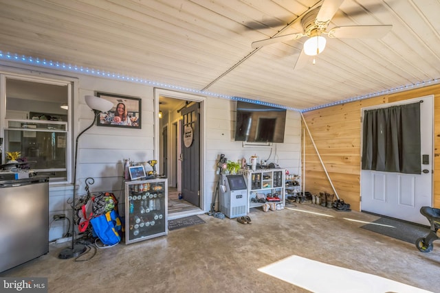 view of patio / terrace featuring ceiling fan