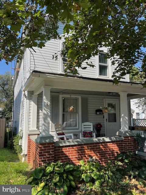 view of front of home with a porch