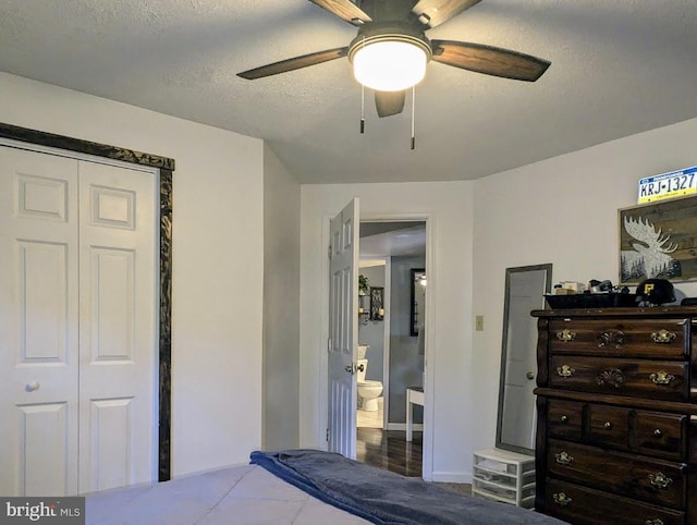 48 W 3rd St, Everett, PA 15537 - bedroom featuring a textured ceiling, ceiling fan, and a closet
