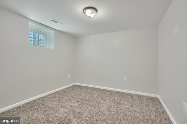 view of carpeted spare room