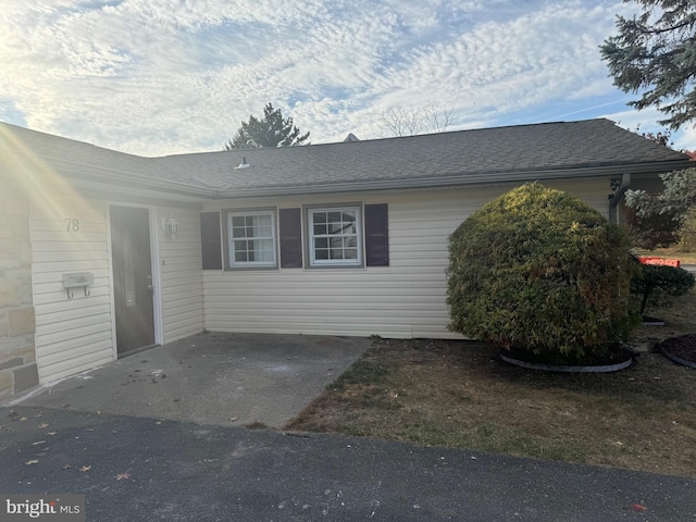 78 Holstone Ln, Willingboro, NJ 08046 - view of front of property with a patio area and a shingled roof