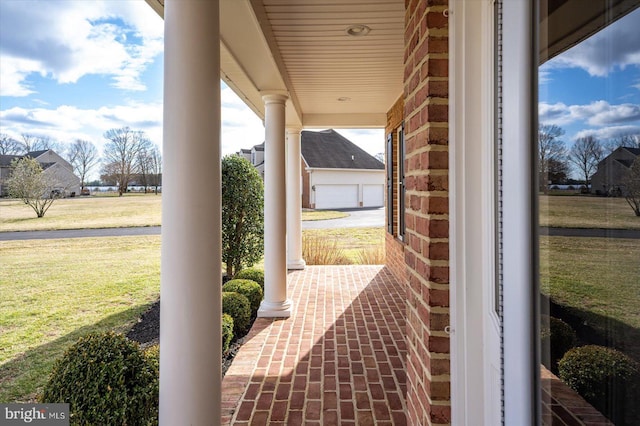 view of patio / terrace with covered porch