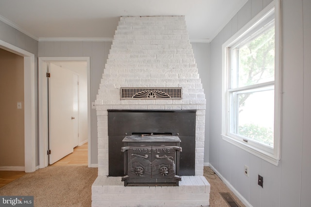 interior details featuring wood-type flooring and ornamental molding