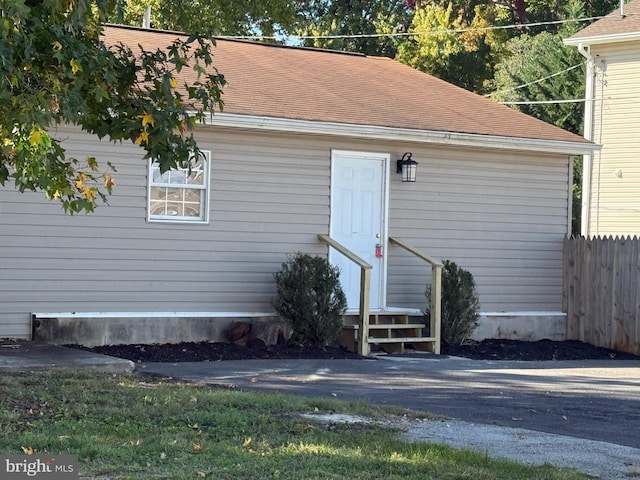 view of property entrance