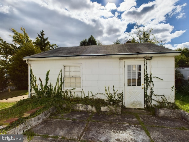 view of property exterior