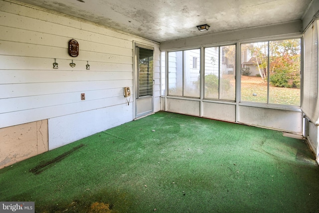 view of unfurnished sunroom