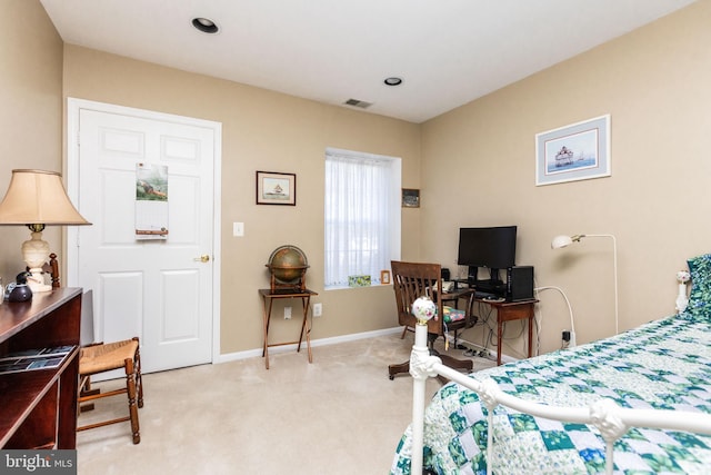 view of carpeted bedroom