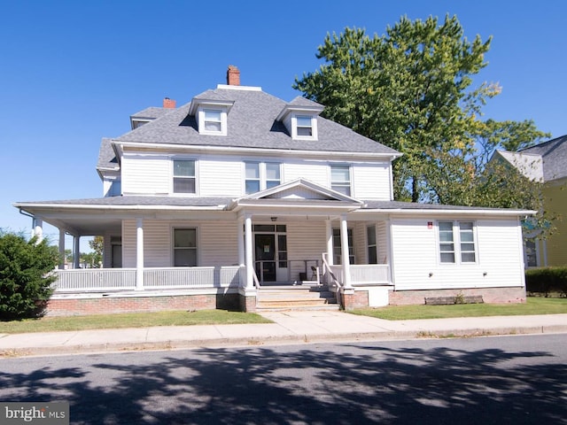 view of front of home with covered porch