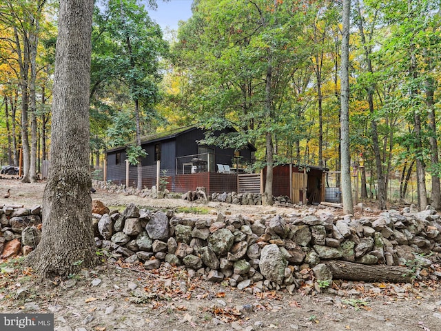 view of front of property