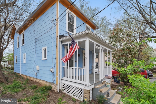 2315 1st St S, Arlington, VA 22204 - view of side of property with a porch