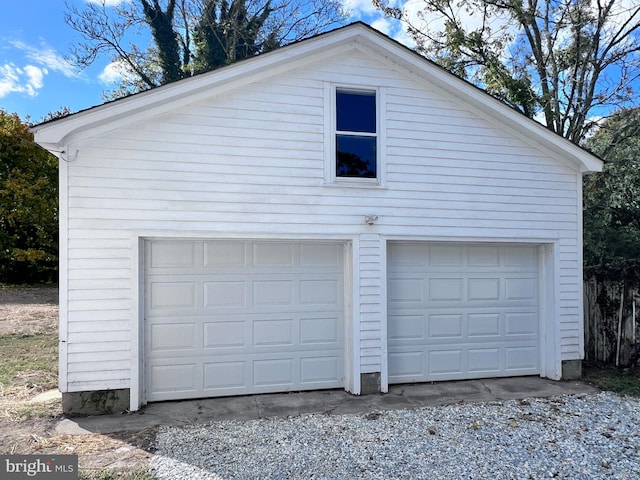 view of detached garage