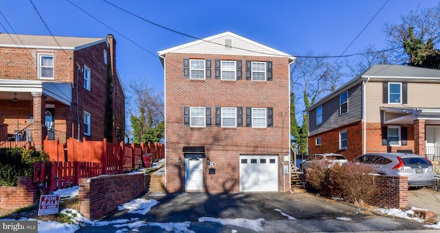 view of front property featuring a garage