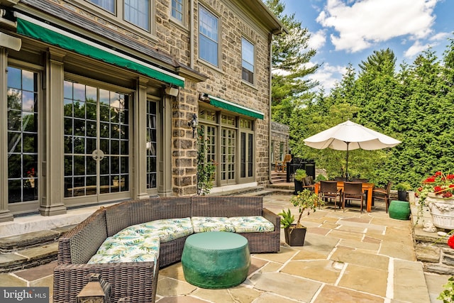 view of patio with an outdoor hangout area