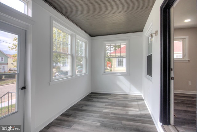 sunroom featuring a healthy amount of sunlight