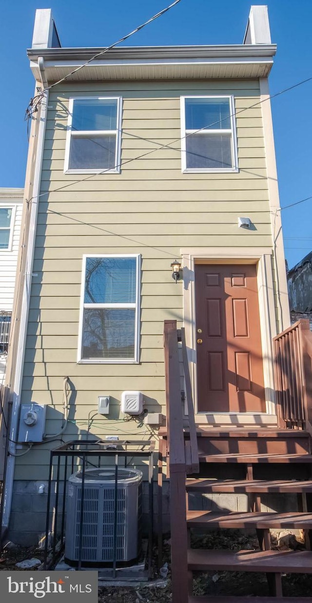 1121 Ward St, Baltimore, MD 21230 - back of house