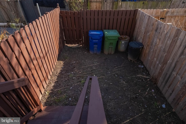 1121 Ward St, Baltimore, MD 21230 - view of fenced backyard