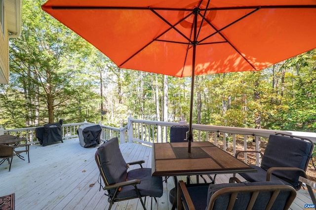 deck with grilling area